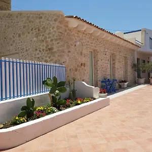 https://casa-vacanze-brezza-di-gaffe.sicilyhotelsitaly.net