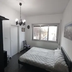 https://robys-rooms.hotelitalianriviera.com