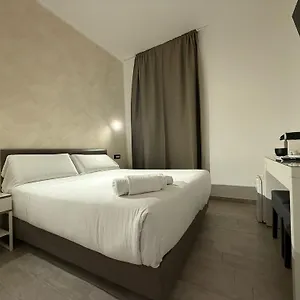 https://relais-merulana-guest-house.it-romehotels.com