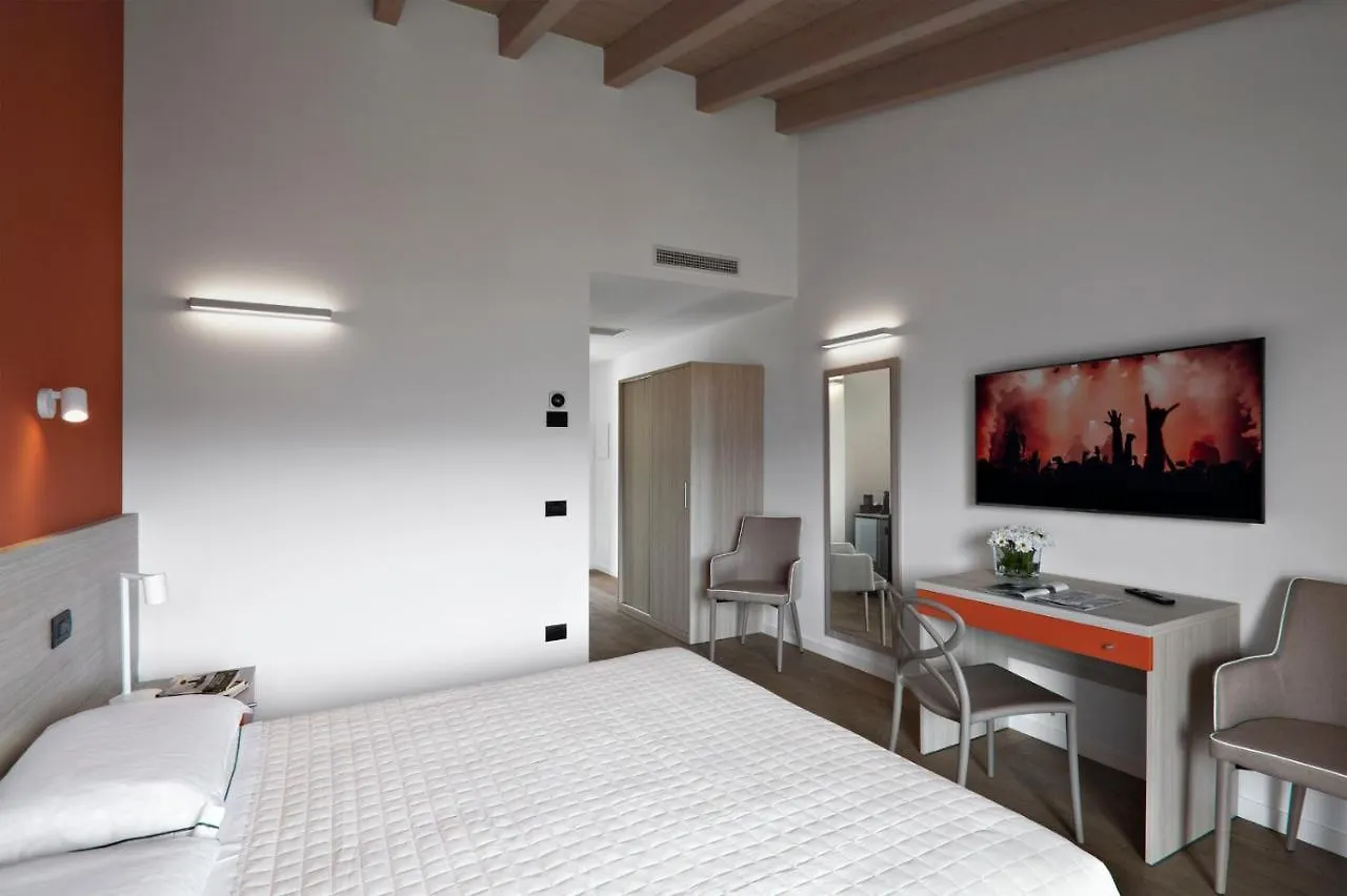Residence Caffe Maya Maslianico