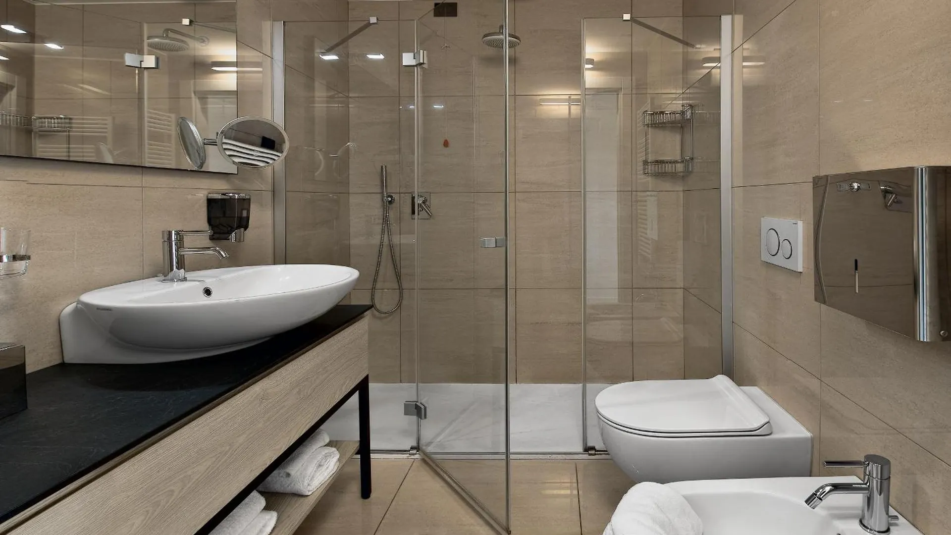 Ξενοδοχείο με διαμερίσματα Residence Caffe Maya Maslianico Ιταλία