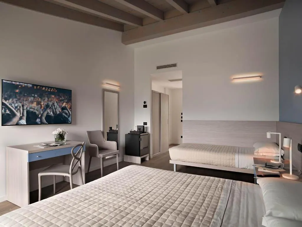 شقة فندقية مازلِيانيكو Residence Caffe Maya إيطاليا